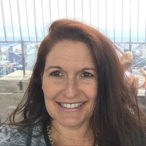 Meet your Posher, Gloria